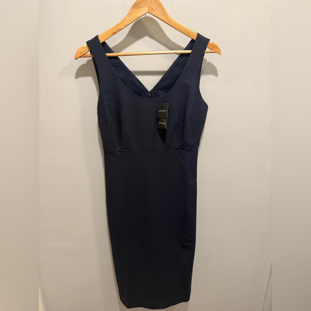 Club Monaco Navy Sheath Dress NWT Sleeveless V-Back Button Detail Size 4 - Picture 3 of 7